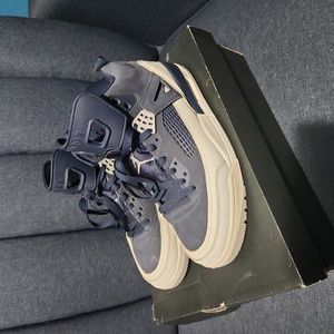 Jordan Spizike Size 8.5